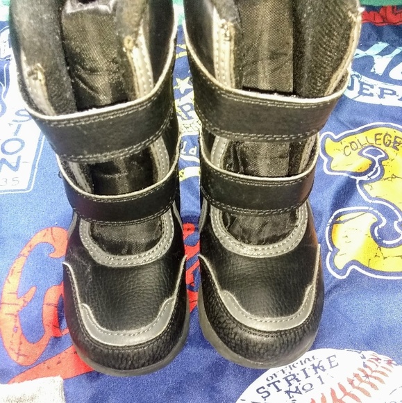 Boys winter/summer stuff - Picture 5 of 7